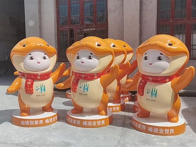 卡通(tōng)雕塑