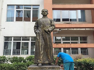 鑄銅雕塑