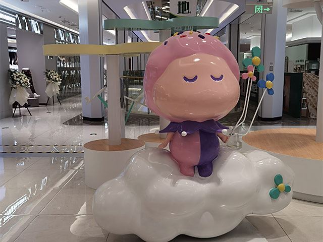 卡通(tōng)雕塑
